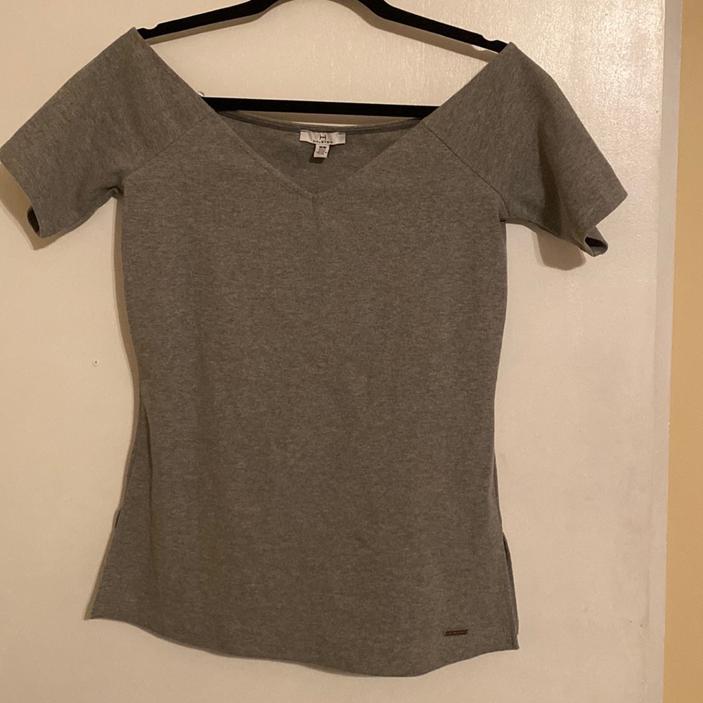 Halston Ribbed Off Shoulder Top SZ M